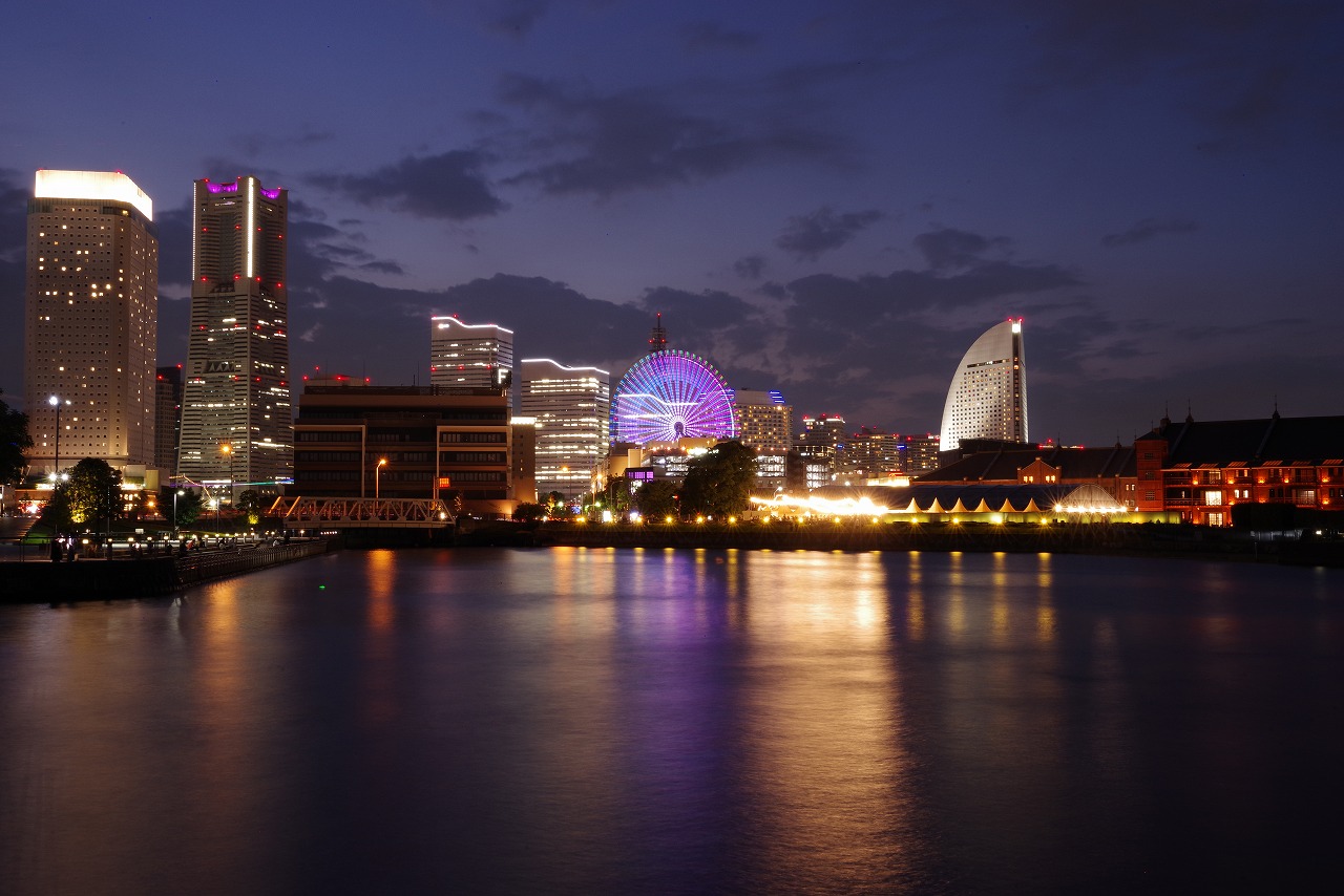 神奈川県横浜市のみなとみらいの夜景