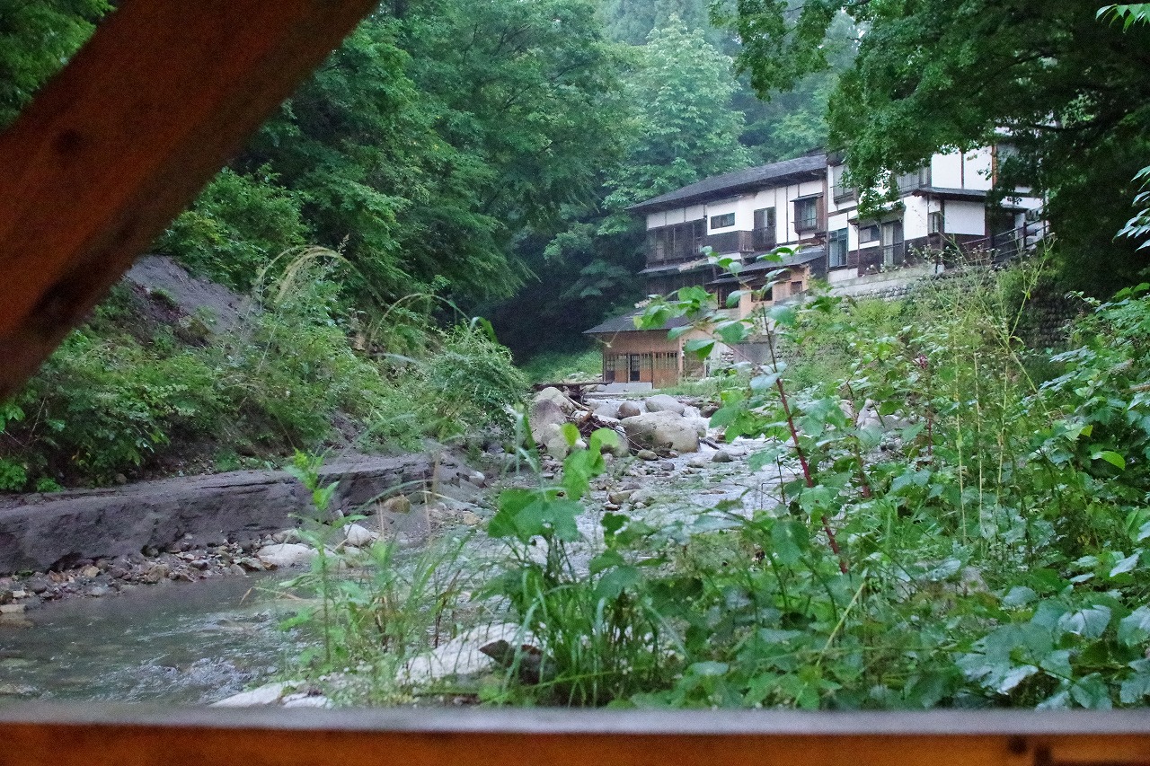 福島県の南会津の木賊温泉の共同浴場