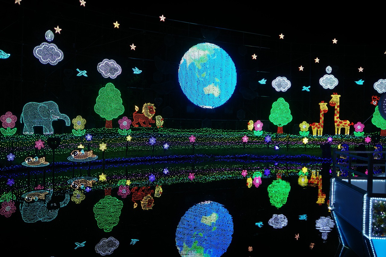 栃木県足利市のあしかがフラワーパークのイルミネーション