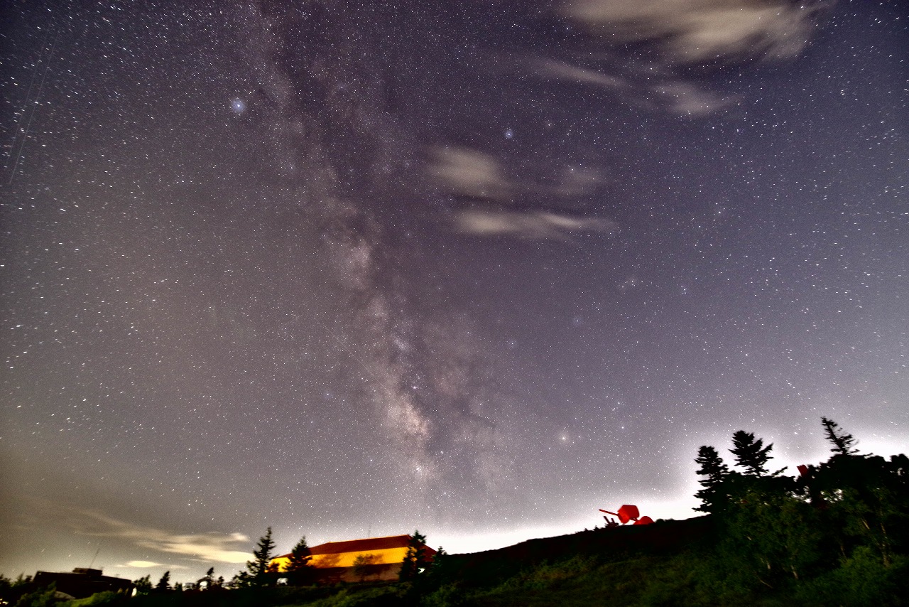 東京都のお台場のアクアシティお台場のレインボーブリッジ