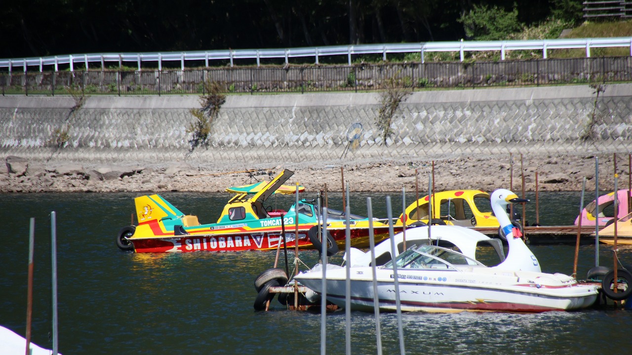 群馬県の赤城山の大沼