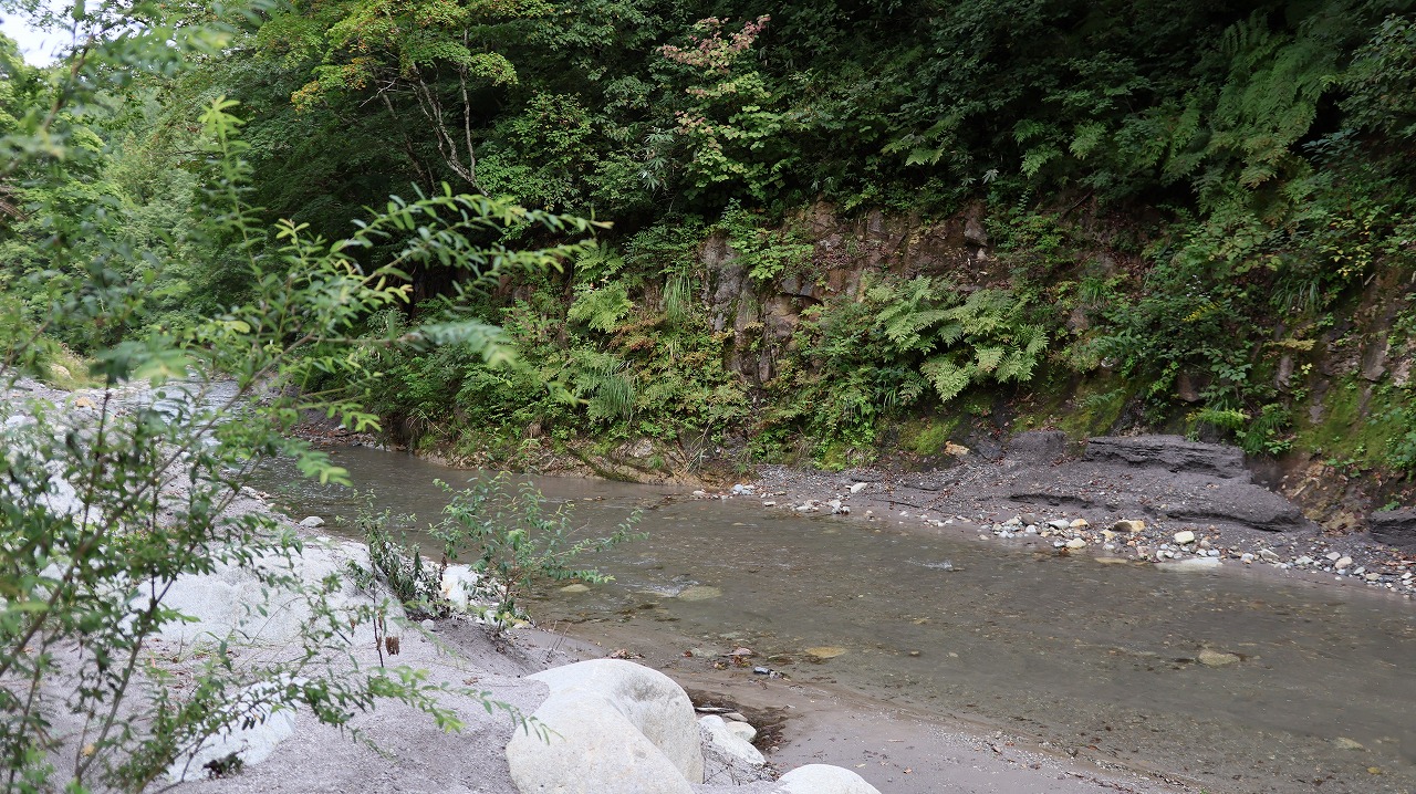 福島県の南会津の木賊温泉の共同浴場