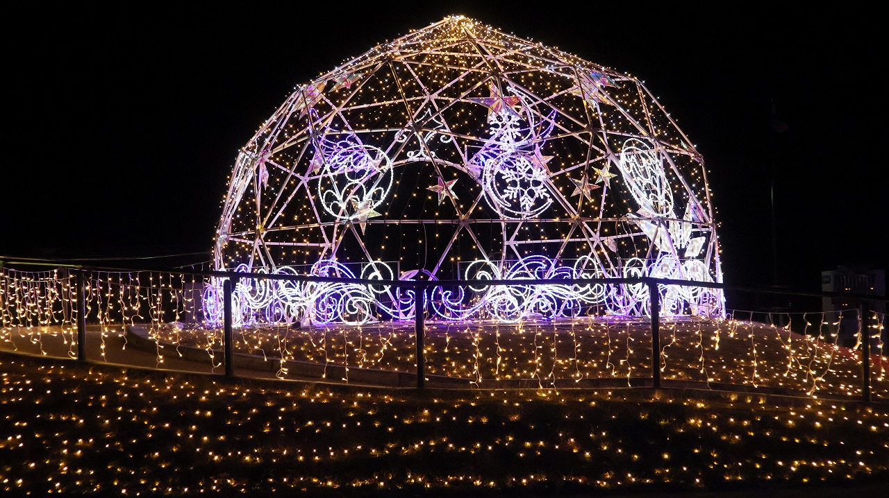 埼玉県本庄市のマリーゴールドの丘公園のイルミネーション