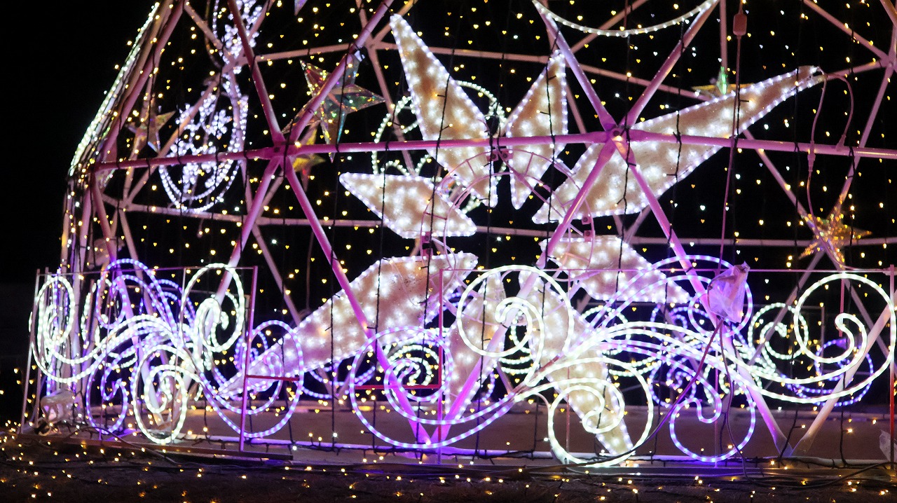 埼玉県本庄市のマリーゴールドの丘公園のイルミネーション